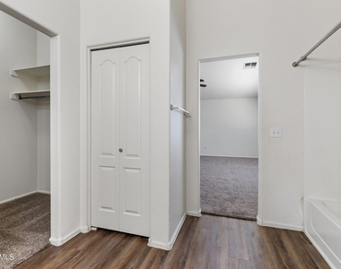 34994 N Barzona Trail - Photo Thumbnail 21