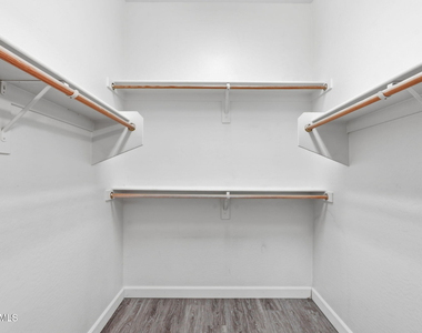 544 N Alma School Road - Photo Thumbnail 32