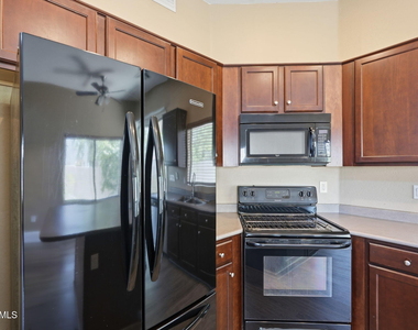 544 N Alma School Road - Photo Thumbnail 12