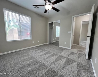 1223 W Desert Seasons Drive - Photo Thumbnail 14