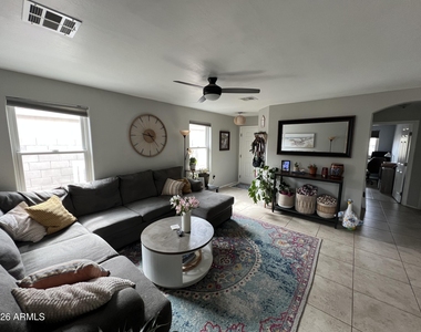 11206 W Chase Drive - Photo Thumbnail 1