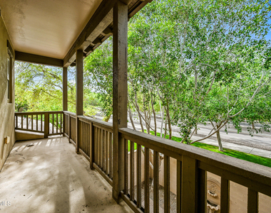 15340 W Dahlia Drive - Photo Thumbnail 26