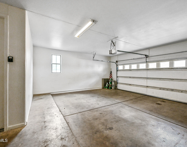 15340 W Dahlia Drive - Photo Thumbnail 34