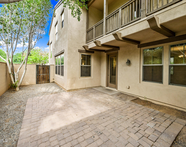 15340 W Dahlia Drive - Photo Thumbnail 36