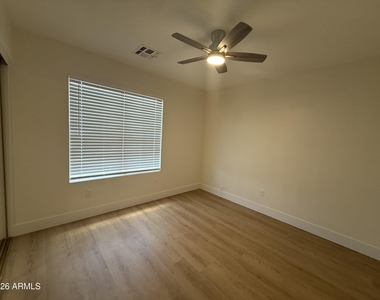 15731 N 102nd Street - Photo Thumbnail 22