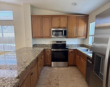 15731 N 102nd Street - Photo Thumbnail 21