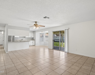 737 W El Prado Road - Photo Thumbnail 11