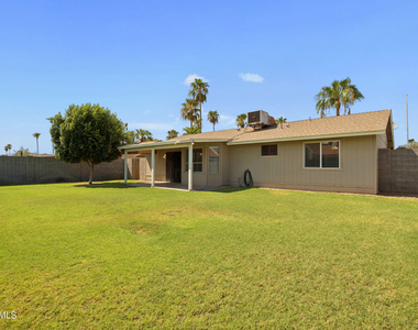 737 W El Prado Road - Photo Thumbnail 26