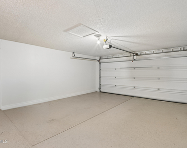 737 W El Prado Road - Photo Thumbnail 24