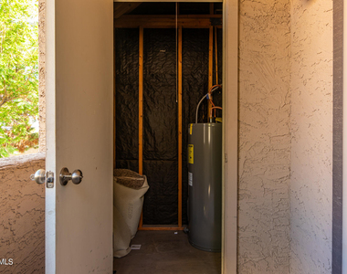 5995 N 78th Street - Photo Thumbnail 19