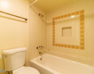 7557 N Dreamy Draw Drive - Photo Thumbnail 14