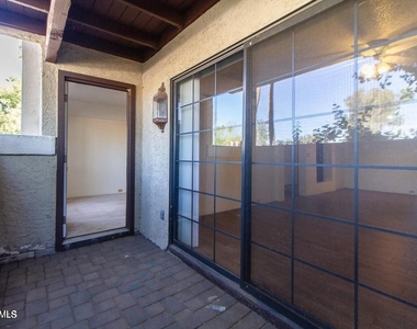 7557 N Dreamy Draw Drive - Photo Thumbnail 19