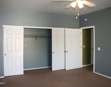 1013 W Westchester Avenue - Photo Thumbnail 20
