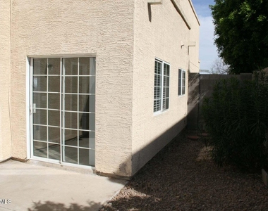 1013 W Westchester Avenue - Photo Thumbnail 14