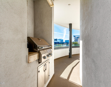 945 E Playa Del Norte Drive - Photo Thumbnail 19