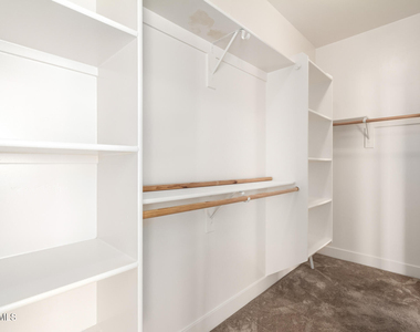 945 E Playa Del Norte Drive - Photo Thumbnail 13