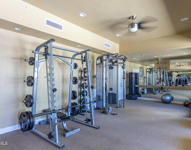 945 E Playa Del Norte Drive - Photo Thumbnail 28