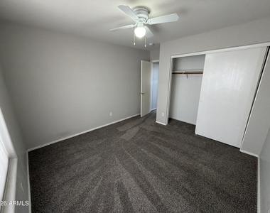 13223 W Desert Rock Drive - Photo Thumbnail 7
