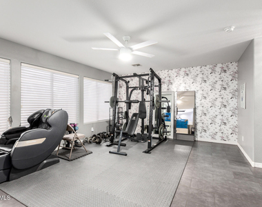 5257 W Belmont Avenue - Photo Thumbnail 14
