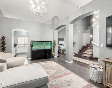5257 W Belmont Avenue - Photo Thumbnail 4