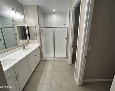 20268 W Montecito Avenue - Photo Thumbnail 8