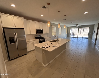 20268 W Montecito Avenue - Photo Thumbnail 1