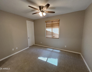 20268 W Montecito Avenue - Photo Thumbnail 3