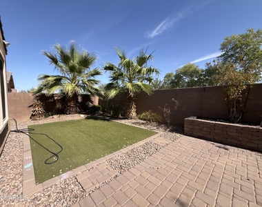15959 W Cameron Drive - Photo Thumbnail 18