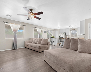 23340 W Cocopah Street - Photo Thumbnail 12