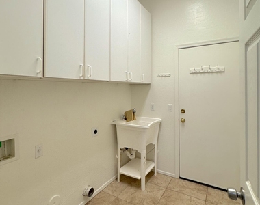 3013 W Glenhaven Drive - Photo Thumbnail 19