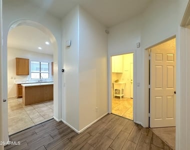 3013 W Glenhaven Drive - Photo Thumbnail 13