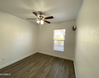 14250 W Wigwam Boulevard - Photo Thumbnail 9