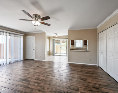 3500 N Hayden Road - Photo Thumbnail 3