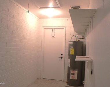 3544 W Charleston Avenue - Photo Thumbnail 14