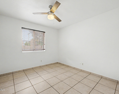1905 E University Drive - Photo Thumbnail 48