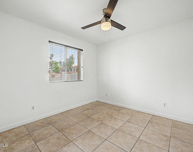 1905 E University Drive - Photo Thumbnail 45