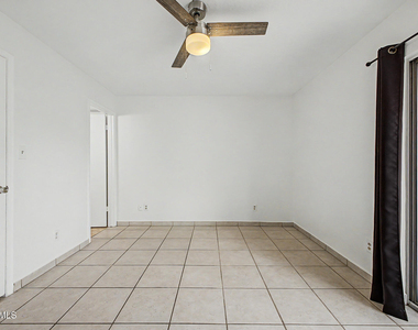 1905 E University Drive - Photo Thumbnail 40