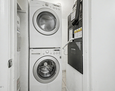 1905 E University Drive - Photo Thumbnail 50