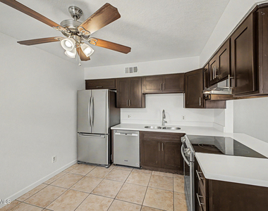 1905 E University Drive - Photo Thumbnail 38