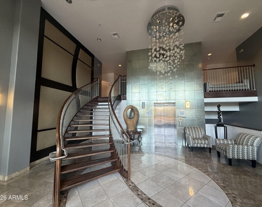 945 E Playa Del Norte Drive - Photo Thumbnail 1