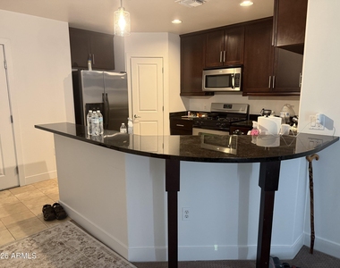 945 E Playa Del Norte Drive - Photo Thumbnail 3