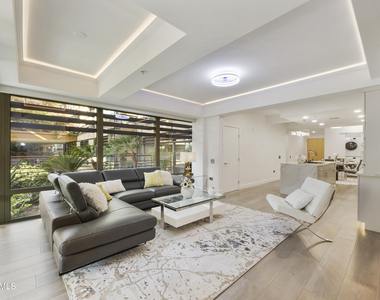 7161 E Rancho Vista Drive - Photo Thumbnail 11