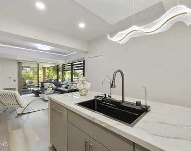 7161 E Rancho Vista Drive - Photo Thumbnail 8