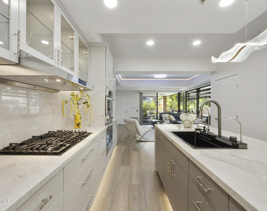 7161 E Rancho Vista Drive - Photo Thumbnail 7