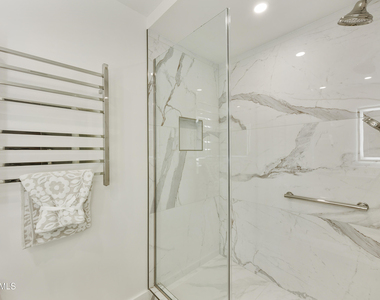 7161 E Rancho Vista Drive - Photo Thumbnail 17