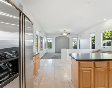 7180 W Trails Drive - Photo Thumbnail 8