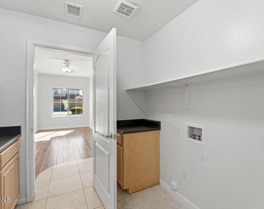 7180 W Trails Drive - Photo Thumbnail 29