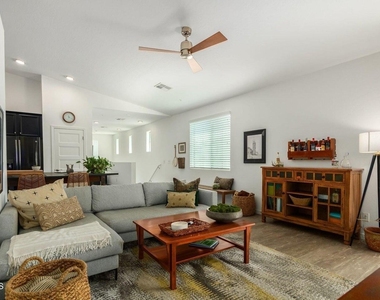 3900 E Baseline Road - Photo Thumbnail 7