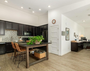 3900 E Baseline Road - Photo Thumbnail 16