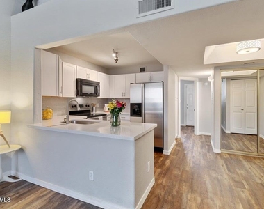 1025 E Highland Avenue - Photo Thumbnail 1